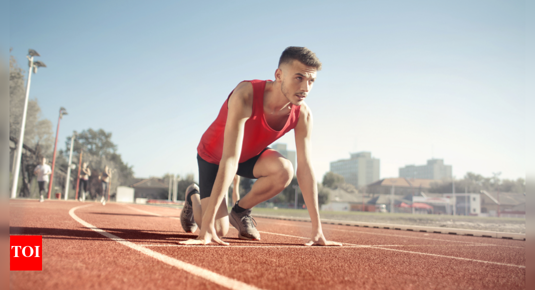 Strategies for athletes to optimize their performance during the summer months - Vimarsana News