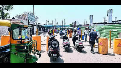Restricted vehicle entry at rly stn: Residents cry foul