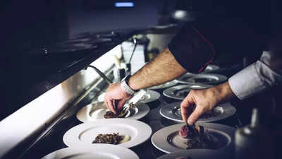 Wedding chef falls for Oz job carrot, loses Rs 22 lakh