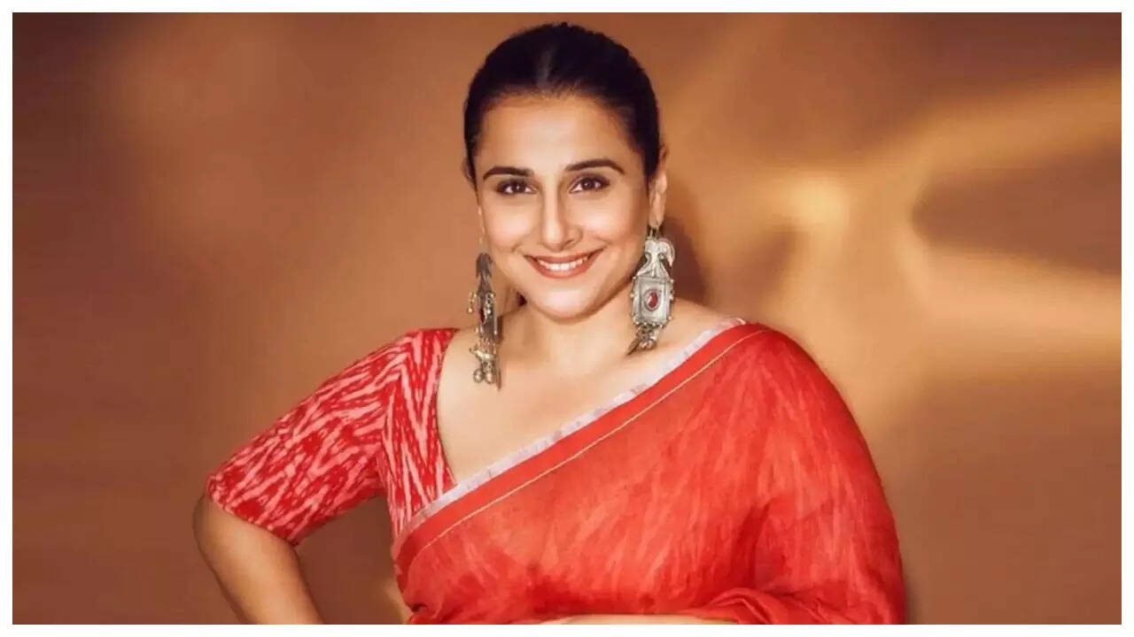 Vidya Balan reveals male actors still reluctant to share screen space with  her | Hindi Movie News - Times of India