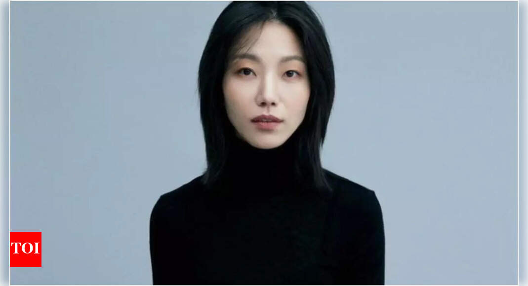 Kim Shin Rok joins ‘Queen of Tears’ for a special appearance, reuniting ...