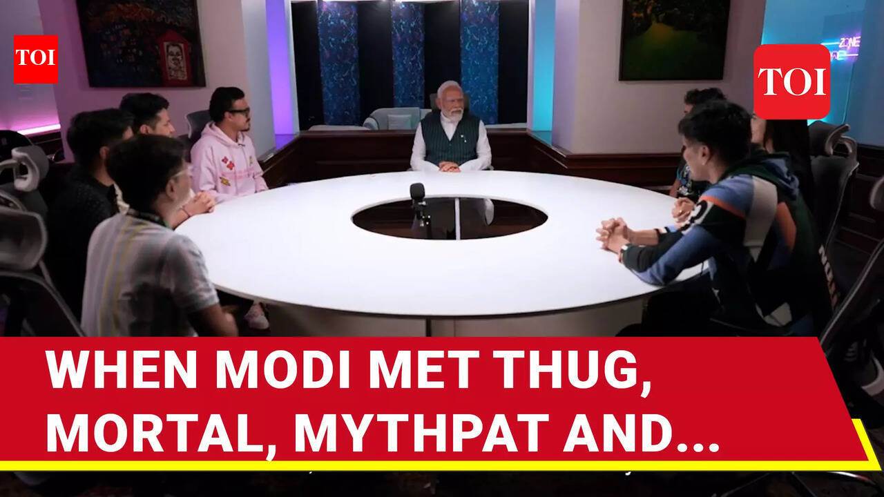 PM Modi meets with top Indian gamers