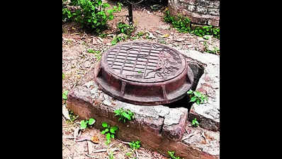 Alert locals help MC trace heritage manhole cover