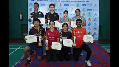 Shikha-Ashwini pair claims title