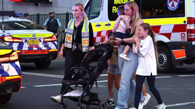Vigil held for victims of Sydney mall attack