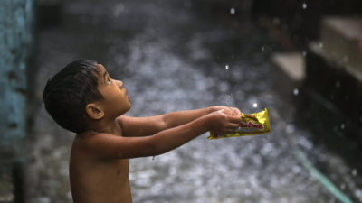 IMD issues alert for rainfall, hailstorm in Delhi-NCR, other parts of country