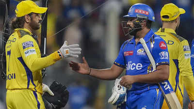 A heartwarming moment! MS Dhoni consoles Rohit Sharma after Mumbai Indians star's heroic century goes in vain