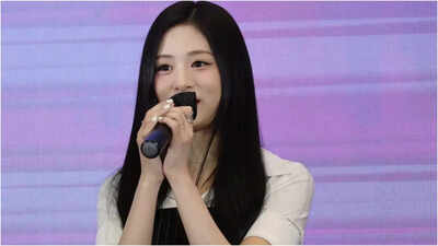 Ahyeon's debut fansign moment with BABYMONSTER sparks viral sensation