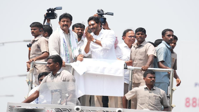 Attacks can't deter me from meeting people: CM YS Jagan Mohan Reddy