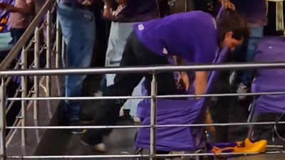 Watch: Shah Rukh Khan picks up flags from floor after KKR-LSG IPL match