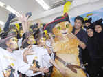 Shiamak promotes 'Puss in Boots'