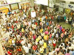 Mumbai's first flash mob at CST