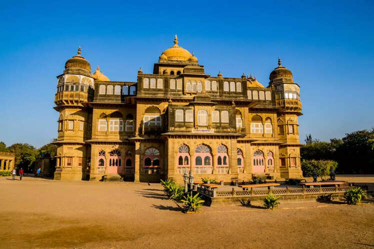 Vijay Vilas Palace, Mandvi