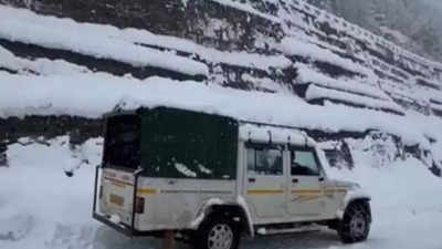 112 roads closed in Himachal Pradesh as snow, rain lash the state