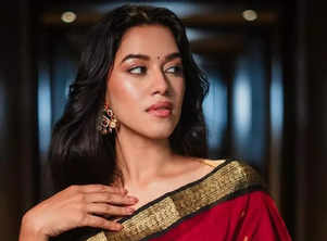 Mirnalini Ravi's best saree looks