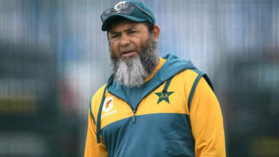 Bangladesh name Pakistan's Mushtaq Ahmed as new spin coach