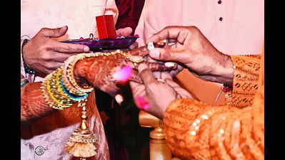 Wedding season in coastal region shifts to year-end