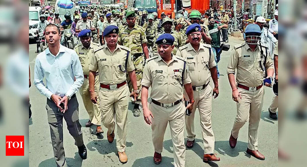 Police Force: 10k Cops Sent To Dists, 5 Towers Set Up In City For Ram ...