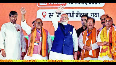 Modi counters oppn: ‘I’m indebted to Constitution