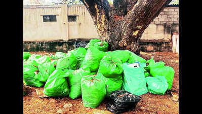 Medical waste piling up at Mettupalayam govt hospital