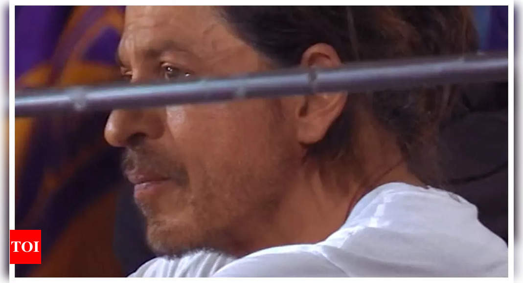 Shah Rukh Khan leaves fans emotional as he breaks down in tears after cricket team's loss - WATCH
