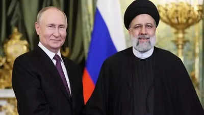 Kremlin cagey on Iran missile warning, calls for restraint in Middle East