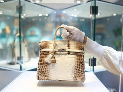Luxury bags: Top 10 most expensive bags in the world!