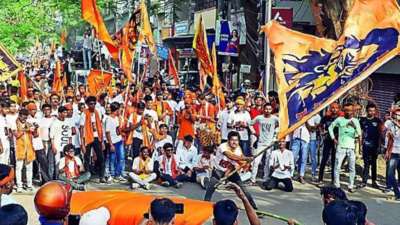 Groups clash in West Bengal district on Ram Navami; 18 injured