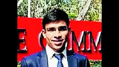 Son of head constable clears exam in 1st attempt, to get IPS