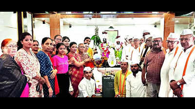 ‘Jai Sri Ram’ chants rent air on Ram Navami across twin cities