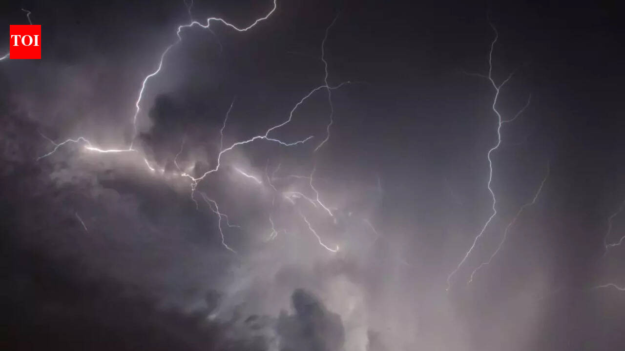 10 most destructive storms in the world