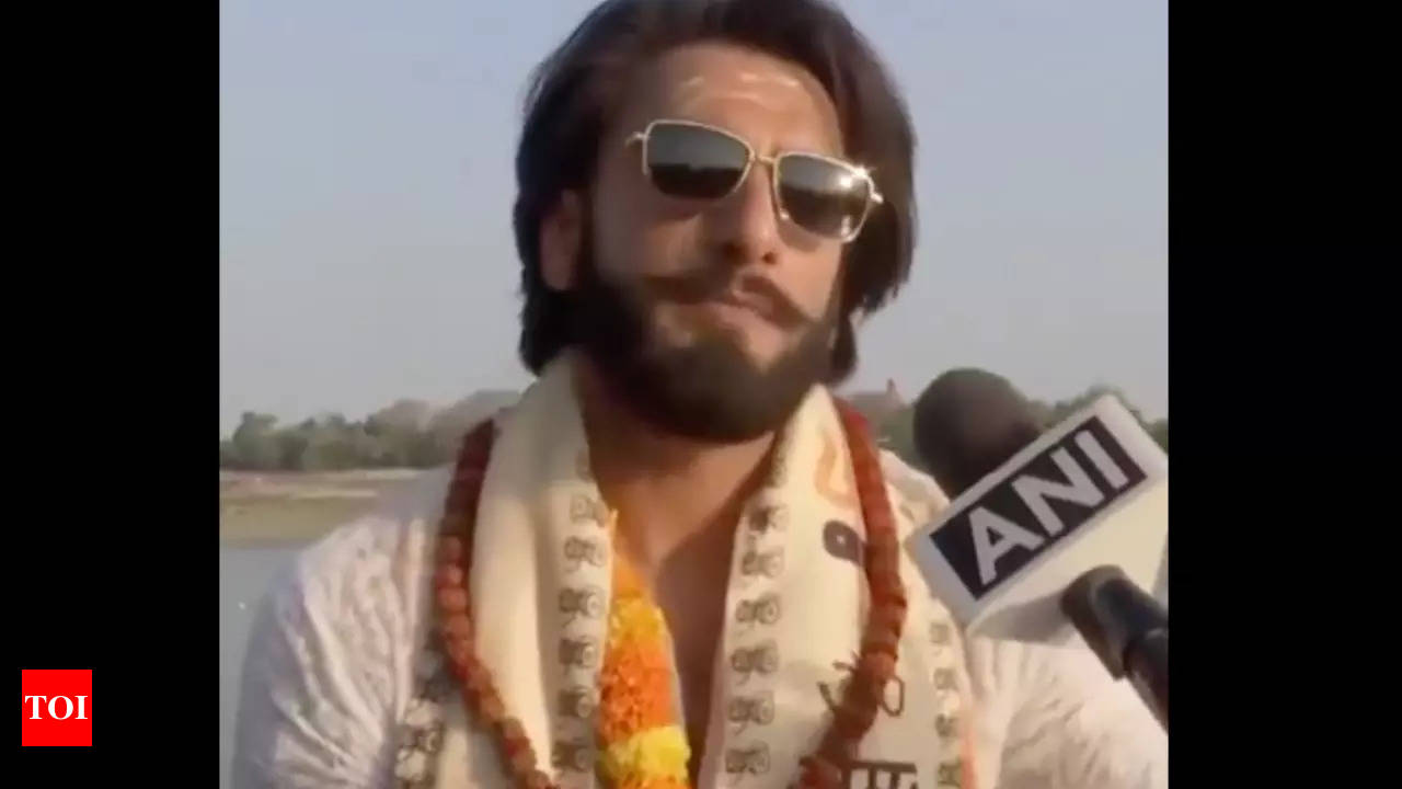 Deepfake video of Ranveer Singh criticising government goes viral: Watch  the original clip - Times of India