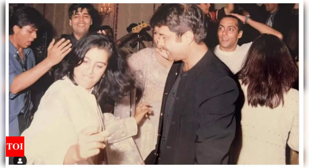 THIS rare throwback photo of Shah Rukh Khan and Salman Khan dancing their heart out at Sanjay Kapoor’s sangeet is simply unmissable – See inside |