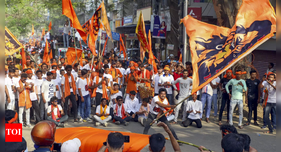 Attack on rally in another West Bengal district, 4 hurt | India News - Vimarsana News