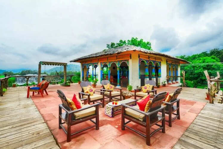 Paatlidun Safari Lodge, Garjia