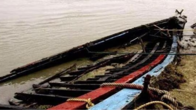 2 die, 7 go missing as boat capsizes in Mahanadi River near Lakhanpur in Odisha