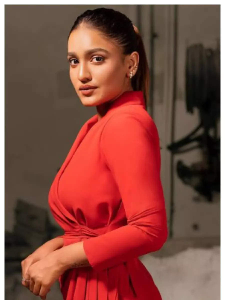 Saniya Iyappan's most stylish clicks | Times of India