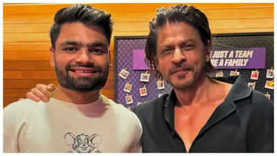 Cricketer and KKR's player Rinku Singh strikes a pose with Shah Rukh Khan in new picture; says 'lutt putt gaya' - See post