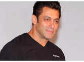 Cops arrest Salman's fan for prank booking 