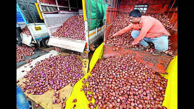 Onion auction resumes at 5 of 15 APMCs in Nashik dist