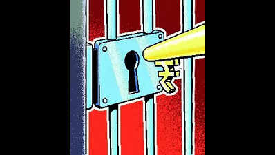 Ex-manager gets 7 years in jail, fined 15cr for bank fraud