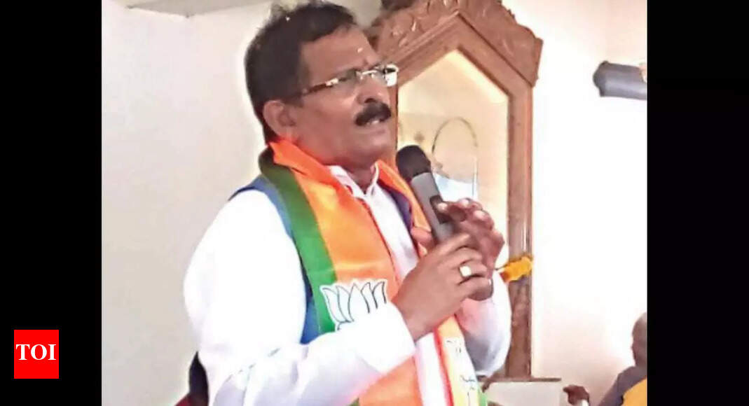 Press Centre to amend CRZ rules, Baga locals tell Shripad | Goa News - Vimarsana News