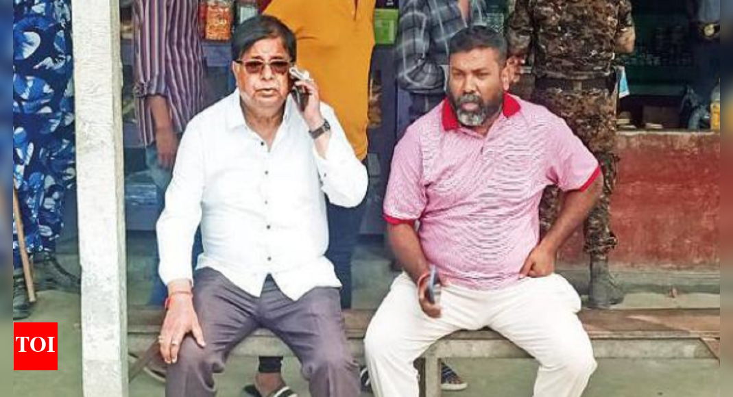 West Bengal min starts day at hospital, runs into women's protest on home turf | Kolkata News - Vimarsana News