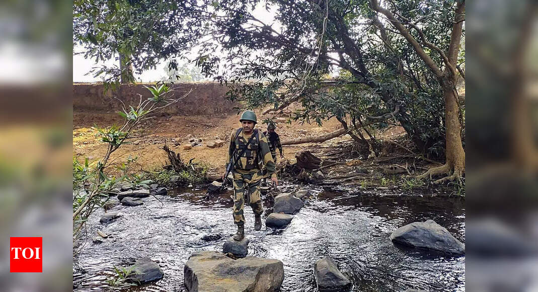 Maoist spokesperson allege security forces killed unarmed cadres | Raipur News - Vimarsana News
