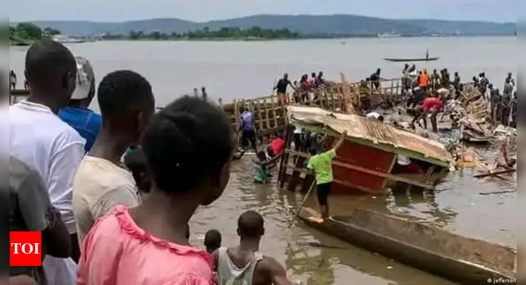 At least 50 dead after a boat capsizes in Central African Republic – Times of India