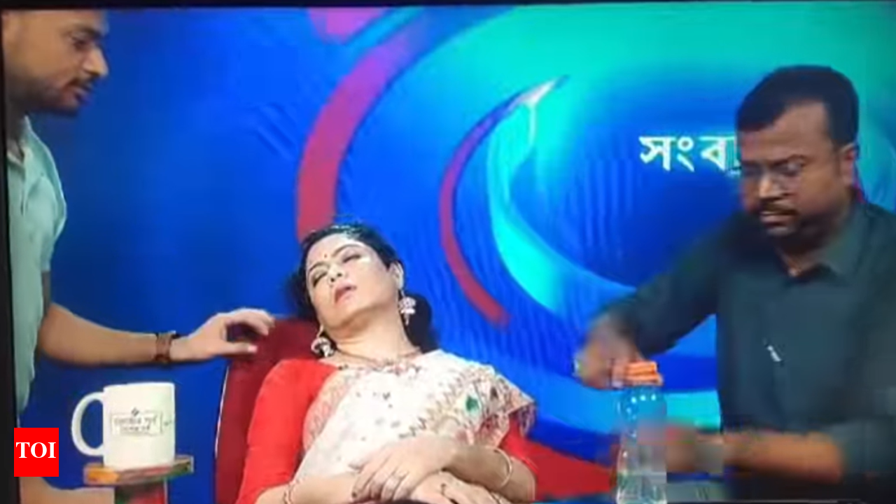 Jh detona a cintia cossio