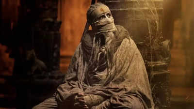 Kalki 2898 AD' teaser video: Makers reveal Amitabh Bachchan's unique avatar  as 'Ashwatthama' in the Prabhas starrer - WATCH | Hindi Movie News - Times  of India