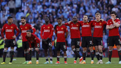 Manchester United edge Coventry on penalties to set up Man City FA Cup final