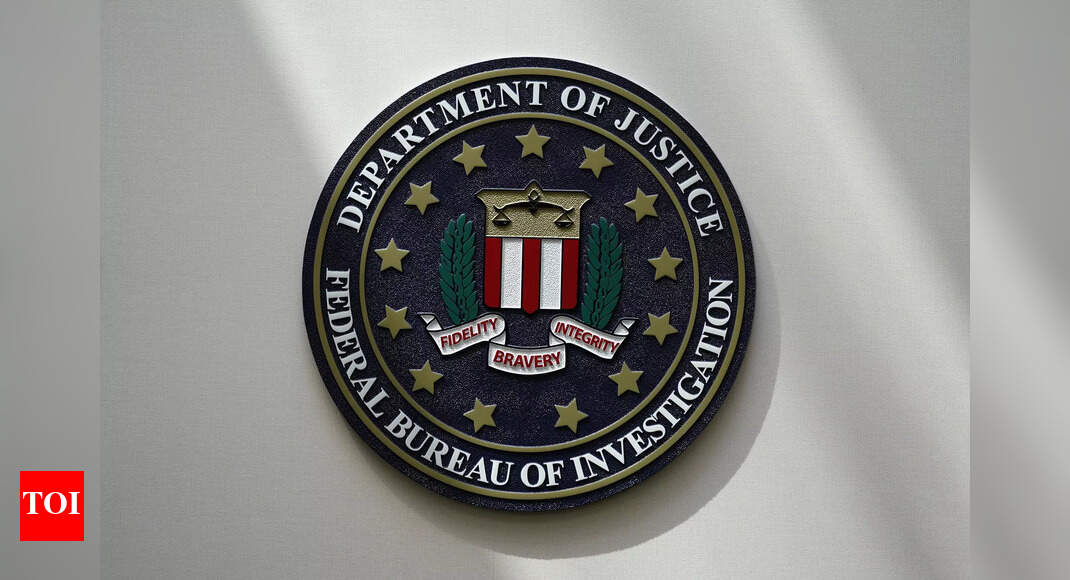 FBI 'warns' Americans: Chinese hackers are waiting for "just the right moment to ..." - Vimarsana News