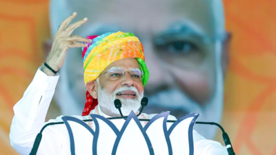 PM Modi taunts Sonia for 'running away', taking Rajya Sabha route to Parliament
